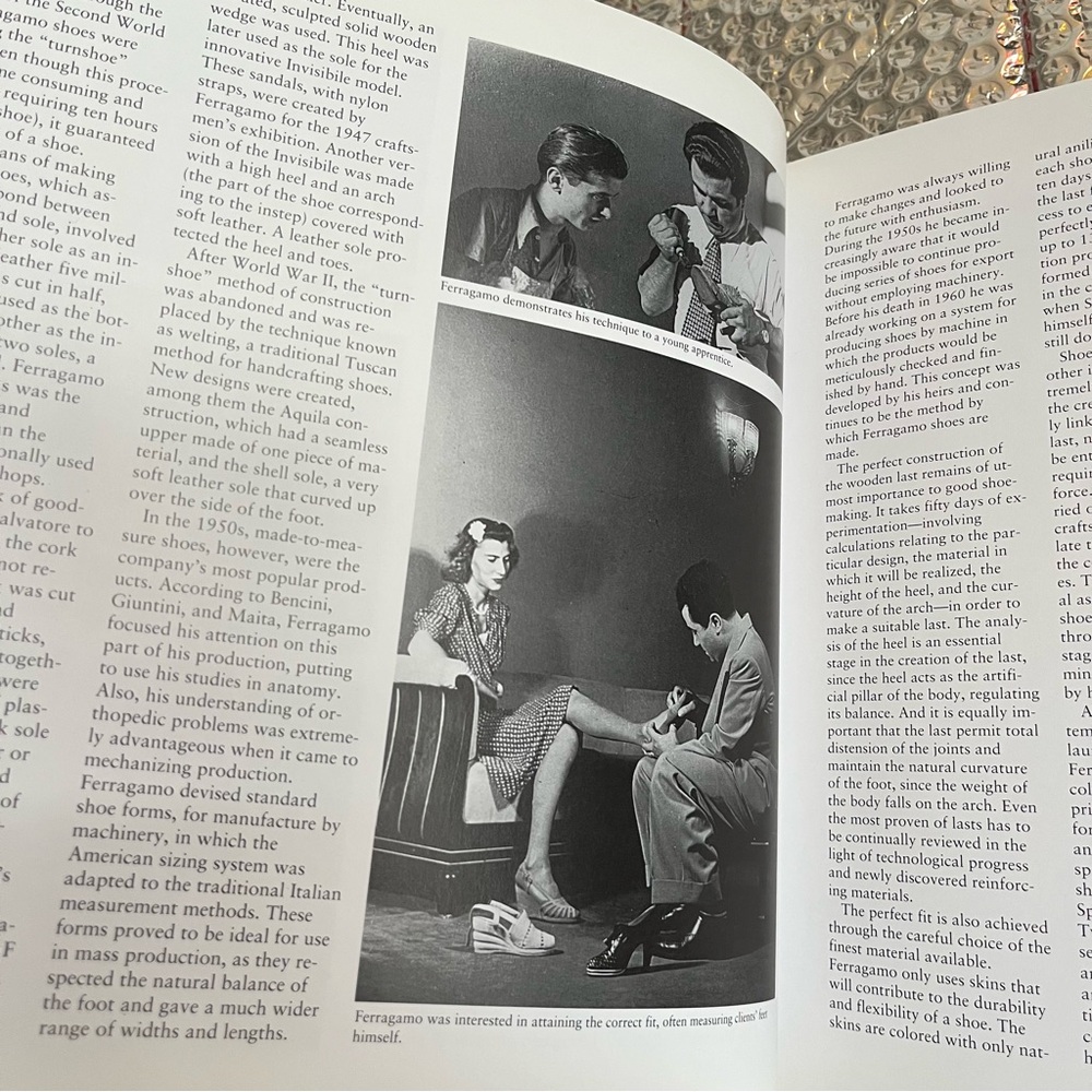 SALVATORE FERRAGAMO: THE ART OF THE SHOE (1898-1960) • RIZZOLI • 1992 HARDCOVER - Picture 6 of 16